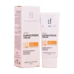 تیوب و جعبه کرم ضدآفتاب رنگی بیزانس SPF 50+ بژ طبیعی در کنار هم