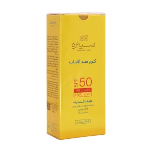 جعبه کرم ضد آفتاب SPF 50 سینره مخصوص پوست چرب - نمای جلو بسته‌بندی