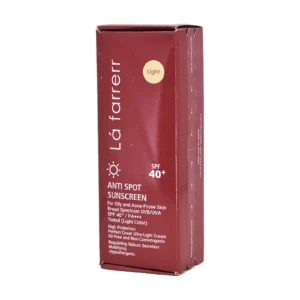 تیوب کرم ضد آفتاب و ضد لک رنگی روشن لافارر مخصوص پوست چرب با SPF40+ - نمای جلو بسته‌بندی