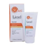 کرم ضد آفتاب رنگی بژ طبیعی لایسل SPF50 پوست چرب - نمای جعبه و تیوب